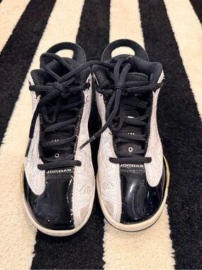 Used* Jordan Kids Black and White Patterned High-Top Sneakers